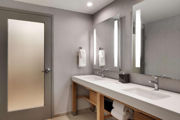Hyatt Place at Anaheim Resort / Convention Center image 3